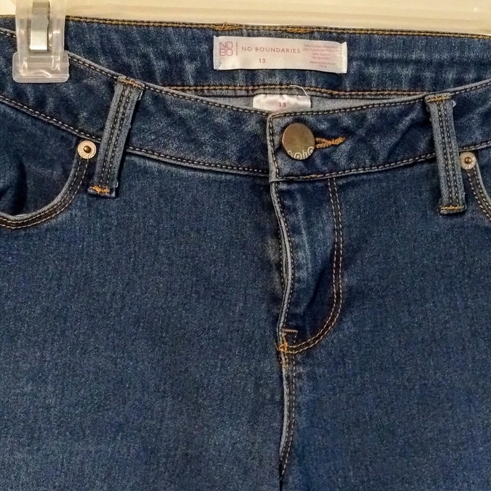 No Boundaries High Rise Blue Jeans Classic Style